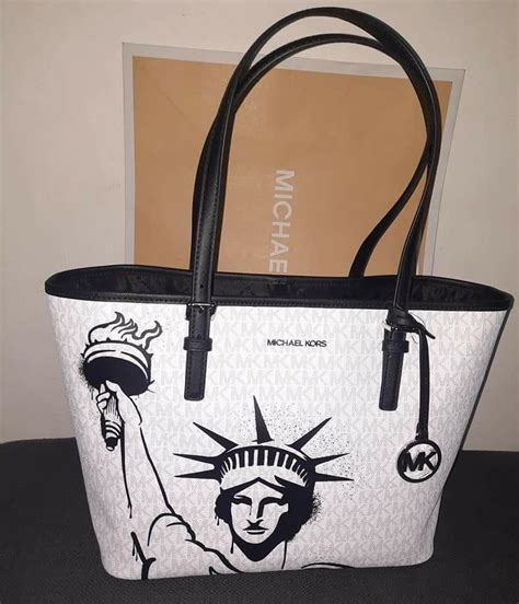 michael kors new york city bag